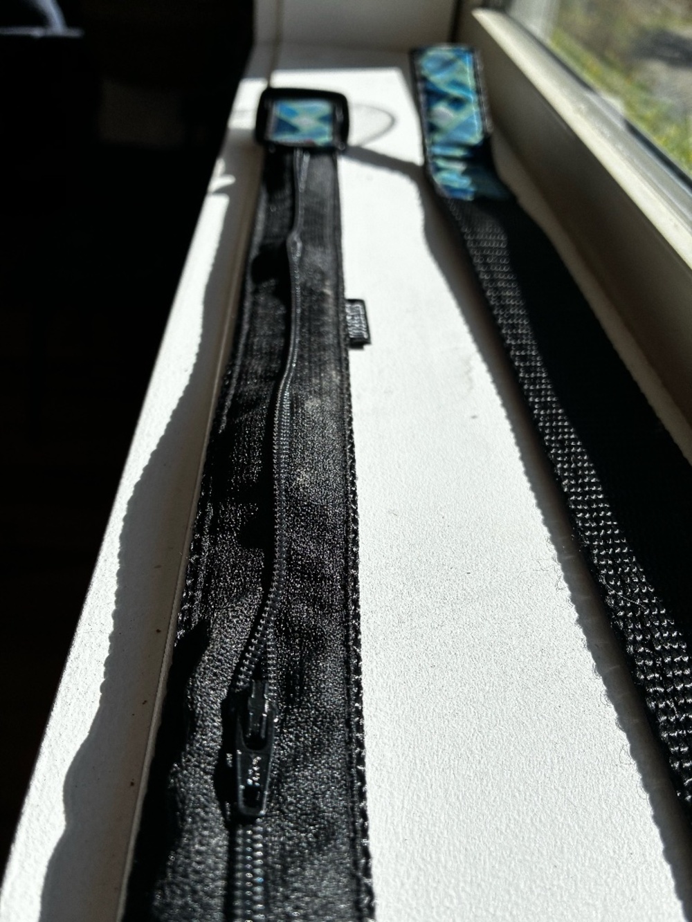 Travel belt with concealed zipper - Picture 3 of 3